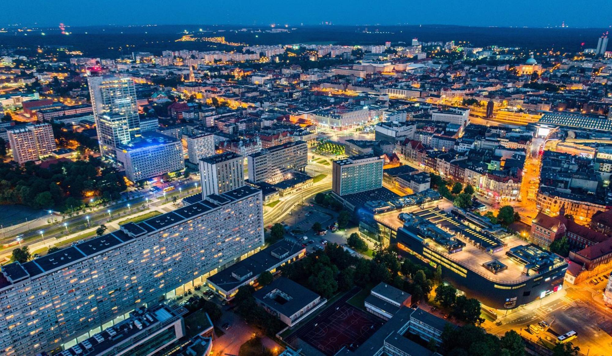 Urban Apartments Premium Sokolska 30A Towers No 58, 2 Free Garages, Gym & Sauna, Self Check-In 卡托维兹 外观 照片